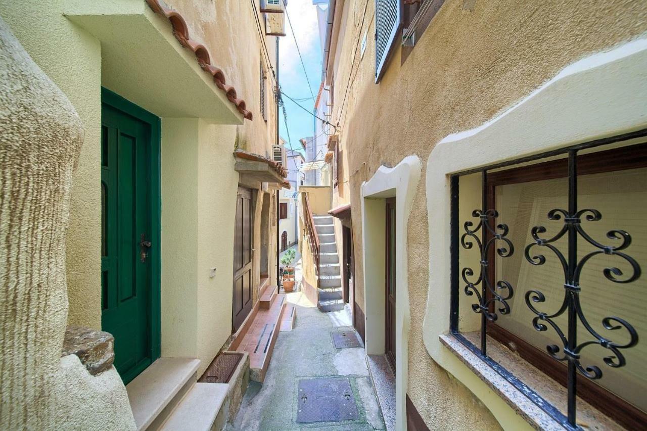 Apartment Caramella Baška Eksteriør billede